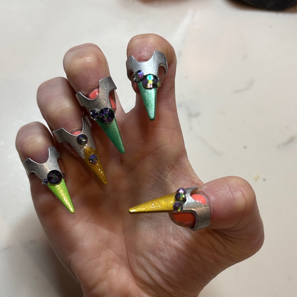 Colorful Metallic Finger Claw Rings - set of five party claw set